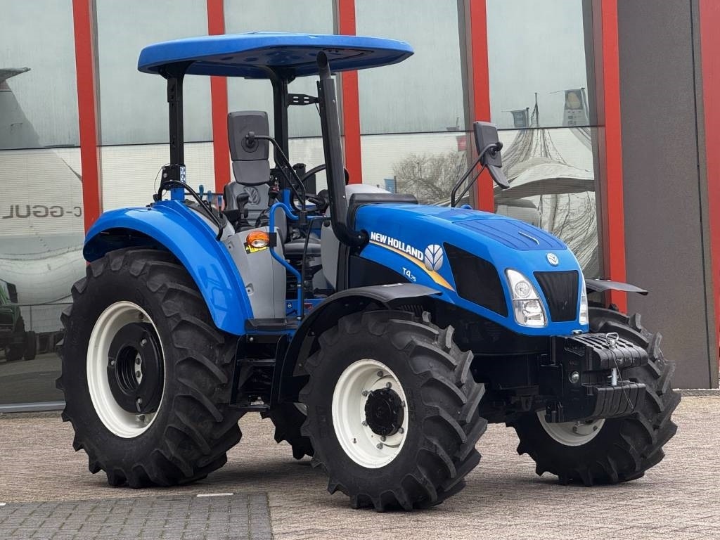 New Holland T4.75, Power Shuttle, creepspeed, ROPS! - Трактор: фото 4 New Holland T4.75, Power Shuttle, creepspeed, ROPS! - Трактор: фото 4