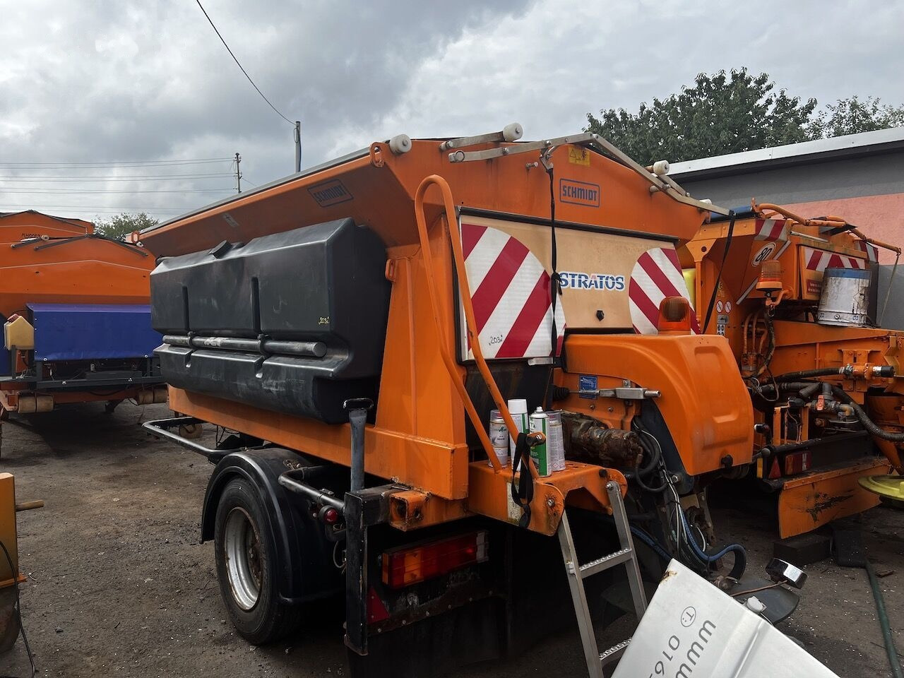 Schmidt Przyczepka 3,5m3 - Разбрасыватель песка/ Соли: фото 3 Schmidt Przyczepka 3,5m3 - Разбрасыватель песка/ Соли: фото 3