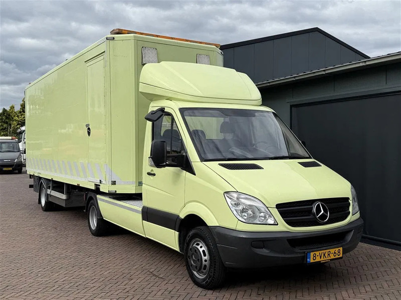 Mercedes-Benz Sprinter 519 BE Trekker 3250 KG laadvermogen Dhollandia Laadklep - Тягач: фото 1 Mercedes-Benz Sprinter 519 BE Trekker 3250 KG laadvermogen Dhollandia Laadklep - Тягач: фото 1