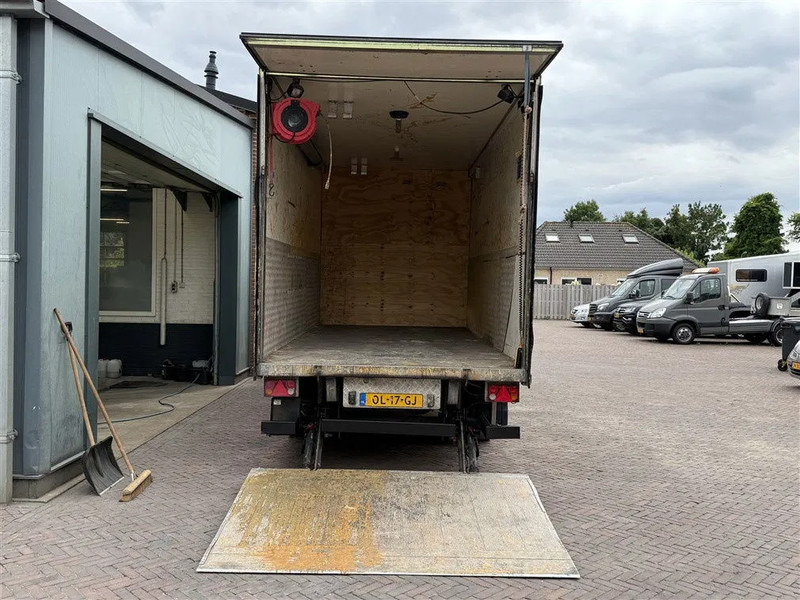 Mercedes-Benz Sprinter 519 BE Trekker 3250 KG laadvermogen Dhollandia Laadklep - Тягач: фото 5 Mercedes-Benz Sprinter 519 BE Trekker 3250 KG laadvermogen Dhollandia Laadklep - Тягач: фото 5