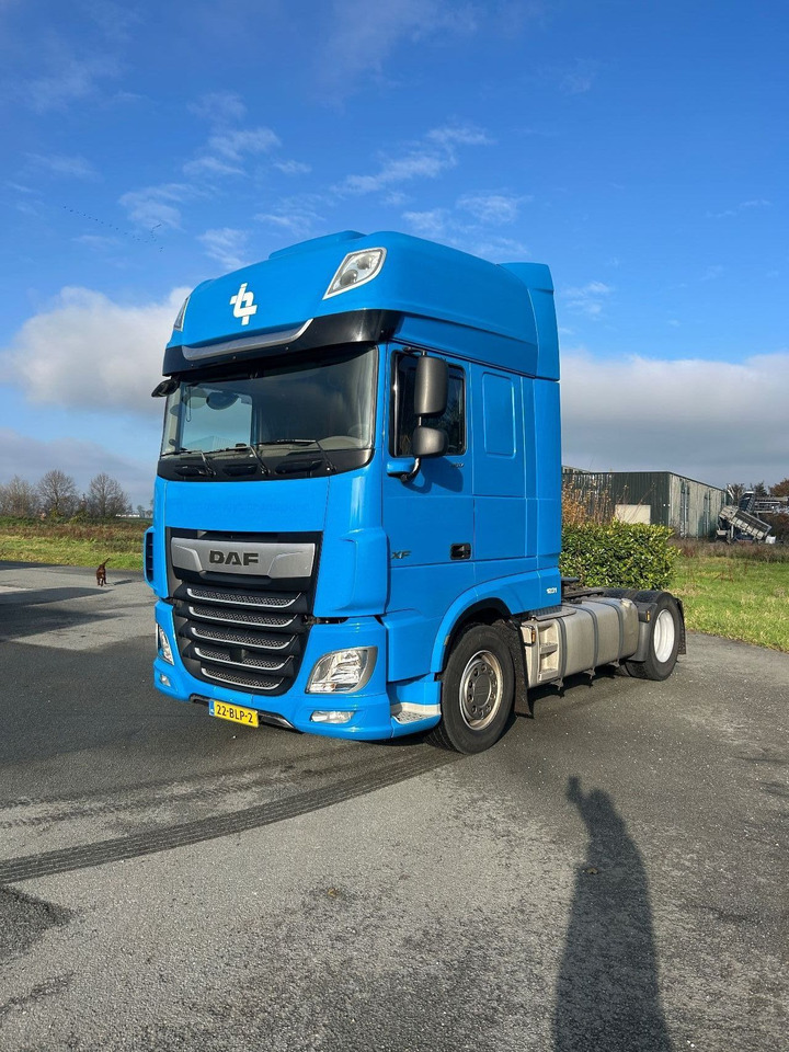 DAF XF 480 XF480 Super Space Very complete trucks More pc available - Тягач: фото 1 DAF XF 480 XF480 Super Space Very complete trucks More pc available - Тягач: фото 1