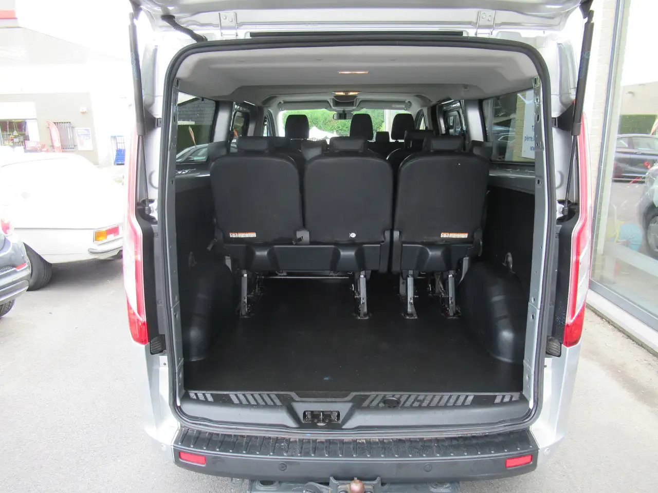 Ford Transit Custom 2.0 TDCi L2H1 Ambiente 23900€+TVA/BTW - Пассажирский фургон: фото 5 Ford Transit Custom 2.0 TDCi L2H1 Ambiente 23900€+TVA/BTW - Пассажирский фургон: фото 5