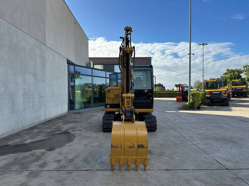 Caterpillar 305.5E2 - Гусеничный экскаватор: фото 2 Caterpillar 305.5E2 - Гусеничный экскаватор: фото 2