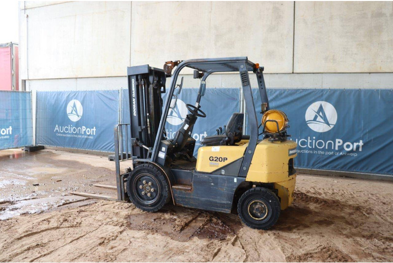 Daewoo-Doosan G20P-3 - Газовый погрузчик: фото 3 Daewoo-Doosan G20P-3 - Газовый погрузчик: фото 3