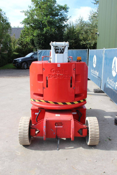 Genie Z-34/22 - Коленчатый подъемник: фото 4 Genie Z-34/22 - Коленчатый подъемник: фото 4