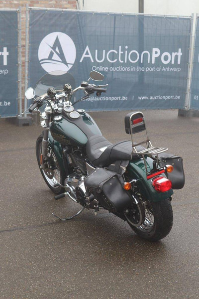 Harley-Davidson Dyna Street Bob - Мотоцикл: фото 4 Harley-Davidson Dyna Street Bob - Мотоцикл: фото 4