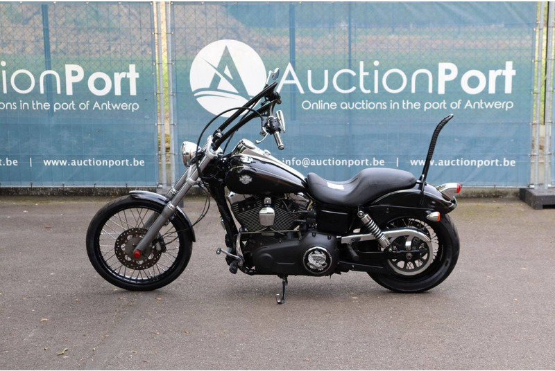 Harley-Davidson Dyna Wide Glide - Мотоцикл: фото 2 Harley-Davidson Dyna Wide Glide - Мотоцикл: фото 2