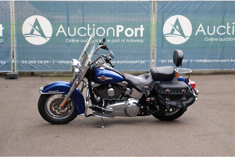 Harley-Davidson Heritage Softail Classic - Мотоцикл: фото 1 Harley-Davidson Heritage Softail Classic - Мотоцикл: фото 1
