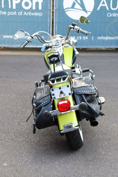 Harley-Davidson Heritage Softail Classic - Мотоцикл: фото 5 Harley-Davidson Heritage Softail Classic - Мотоцикл: фото 5