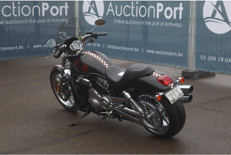 Harley-Davidson V-Rod - Мотоцикл: фото 4 Harley-Davidson V-Rod - Мотоцикл: фото 4