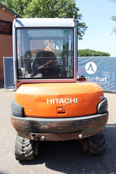 Hitachi ZX35 - Гусеничный экскаватор: фото 5 Hitachi ZX35 - Гусеничный экскаватор: фото 5