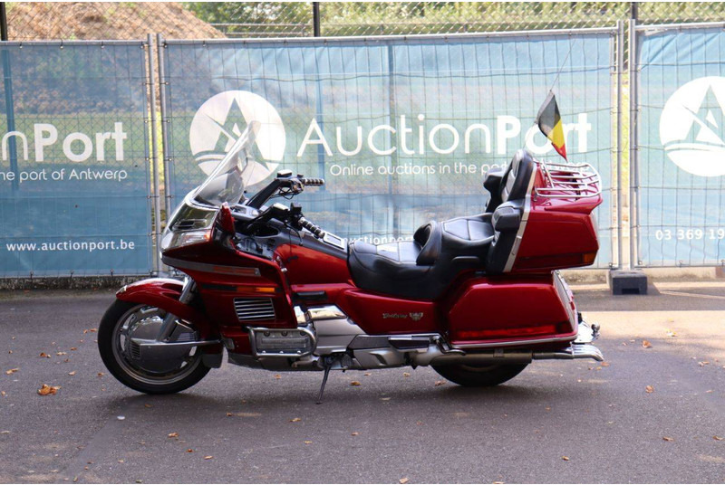 Honda GL 1800 - Мотоцикл: фото 2 Honda GL 1800 - Мотоцикл: фото 2