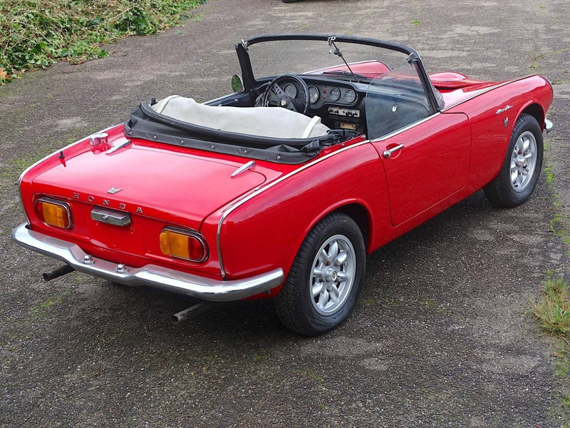 Honda S800 - Седан: фото 4 Honda S800 - Седан: фото 4