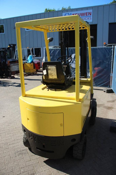 Hyster J2.50XL - Электропогрузчик: фото 5 Hyster J2.50XL - Электропогрузчик: фото 5