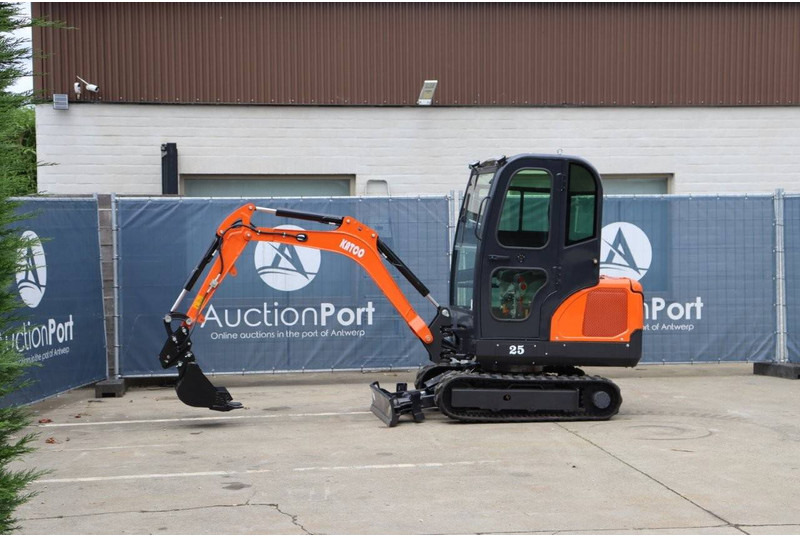 Katco Q27-POWER+ - Гусеничный экскаватор: фото 1 Katco Q27-POWER+ - Гусеничный экскаватор: фото 1