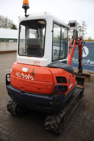 Kubota KX61-3 - Гусеничный экскаватор: фото 5 Kubota KX61-3 - Гусеничный экскаватор: фото 5