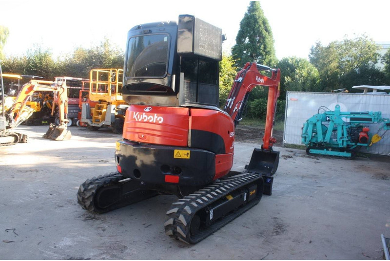 Kubota U35-4 - Гусеничный экскаватор: фото 4 Kubota U35-4 - Гусеничный экскаватор: фото 4