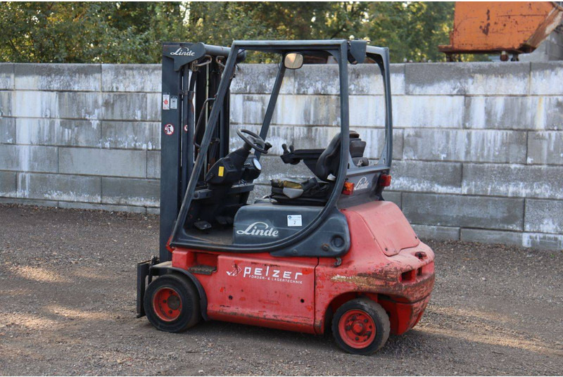 Linde E20P-02 - Электропогрузчик: фото 3 Linde E20P-02 - Электропогрузчик: фото 3