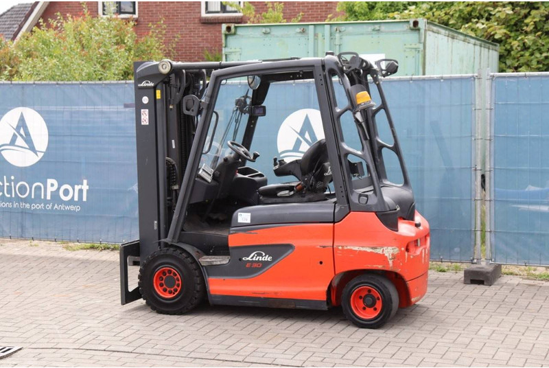 Linde E30-01 - Электропогрузчик: фото 3 Linde E30-01 - Электропогрузчик: фото 3