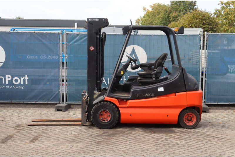 Linde E30/02 - Электропогрузчик: фото 2 Linde E30/02 - Электропогрузчик: фото 2