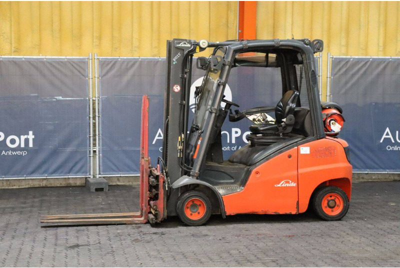 Linde H20T-01 - Газовый погрузчик: фото 1 Linde H20T-01 - Газовый погрузчик: фото 1