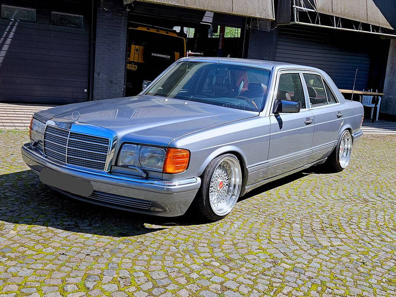 Mercedes-Benz 300-serie 300 SE Lowrider - Легковой автомобиль: фото 2 Mercedes-Benz 300-serie 300 SE Lowrider - Легковой автомобиль: фото 2