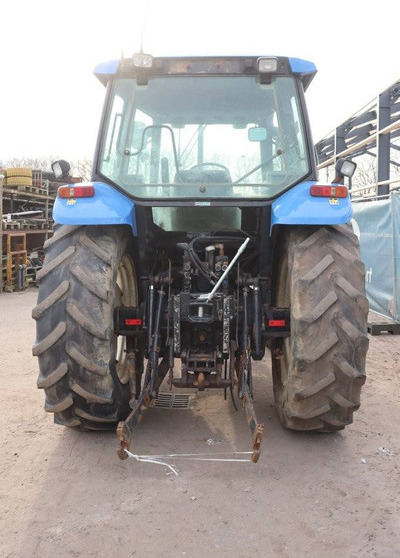 New Holland TS100 - Трактор: фото 4 New Holland TS100 - Трактор: фото 4