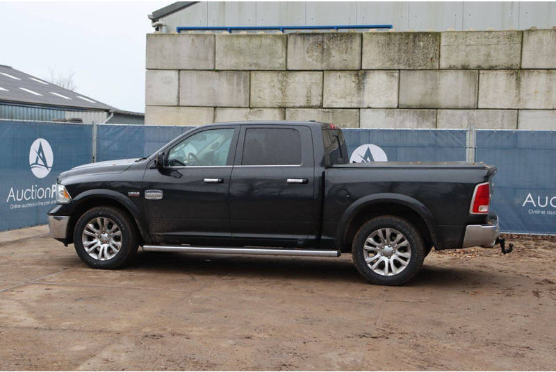 RAM 1500 Laramie Longhorn Edition - Легковой автомобиль: фото 3 RAM 1500 Laramie Longhorn Edition - Легковой автомобиль: фото 3