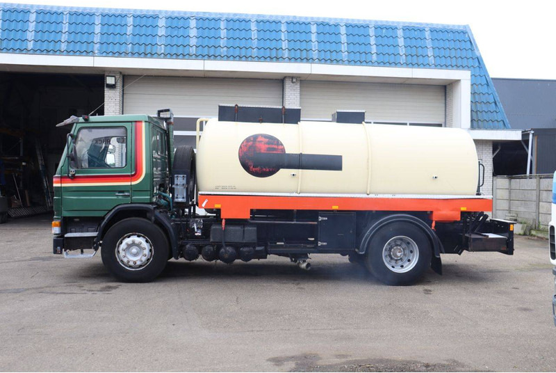 Scania P82 CG13 - Грузовик с закрытым кузовом: фото 2 Scania P82 CG13 - Грузовик с закрытым кузовом: фото 2