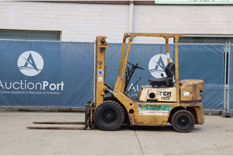 TCM FD25 - Дизельный погрузчик: фото 2 TCM FD25 - Дизельный погрузчик: фото 2