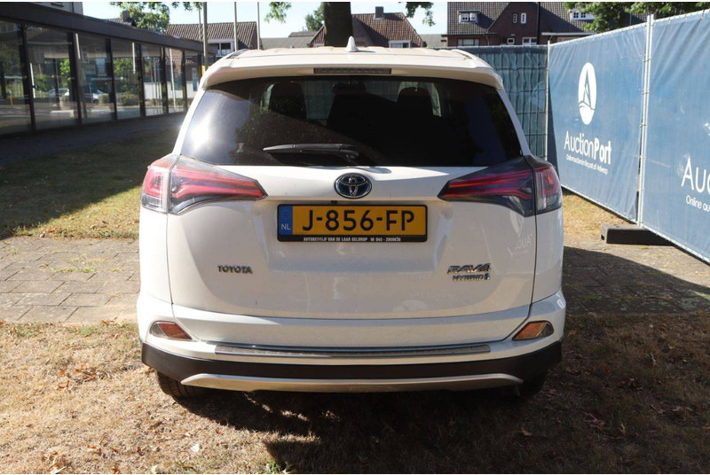 Toyota RAV4 - Внедорожник: фото 5 Toyota RAV4 - Внедорожник: фото 5