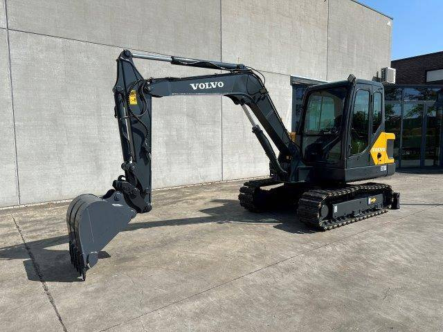 Volvo EC55D - Гусеничный экскаватор: фото 1 Volvo EC55D - Гусеничный экскаватор: фото 1
