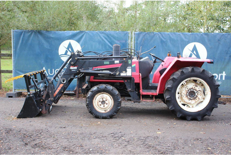 Yanmar FX28D - Трактор: фото 2 Yanmar FX28D - Трактор: фото 2