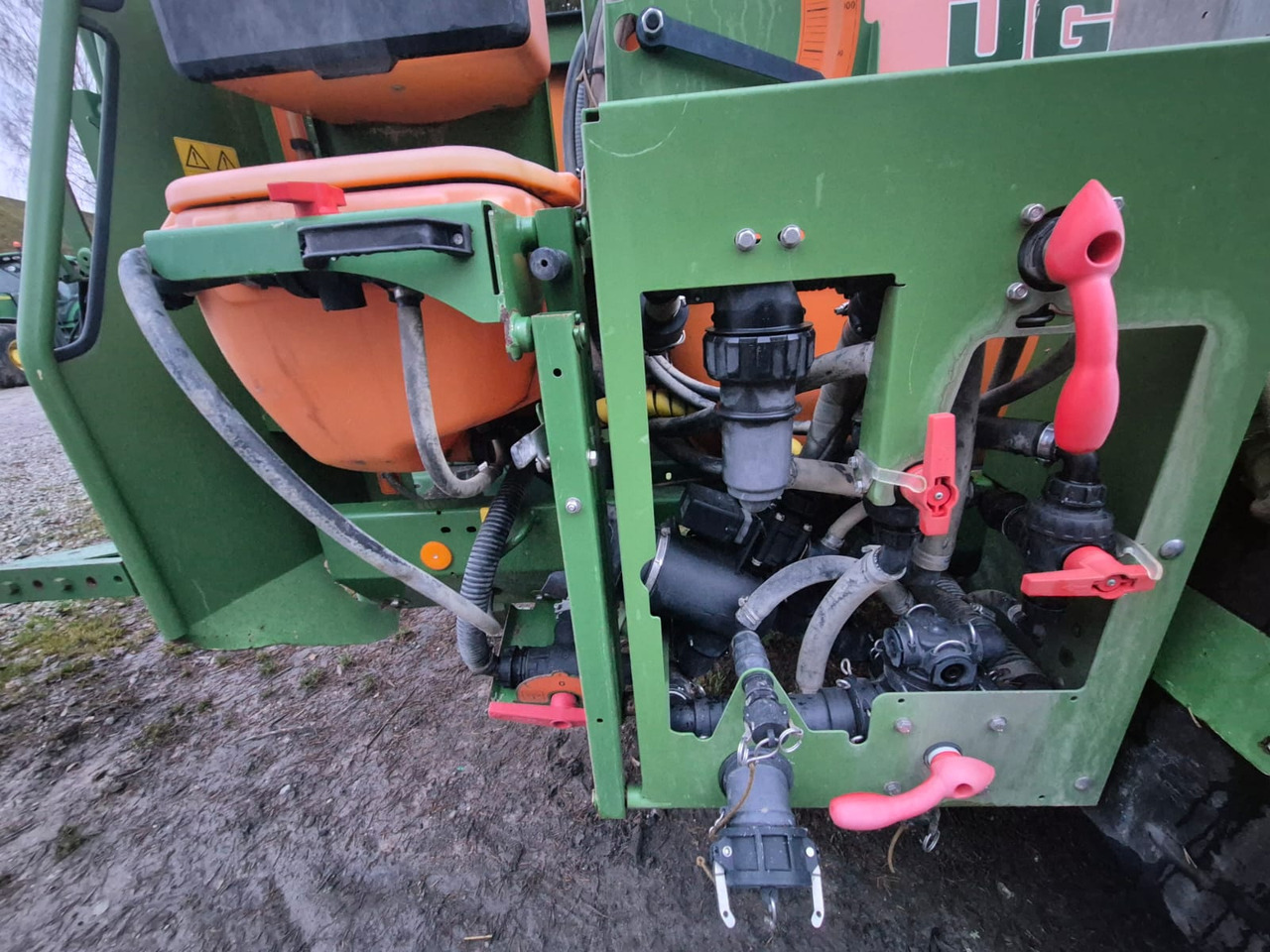 AMAZONE UG 2200 Special - Прицепной опрыскиватель: фото 4 AMAZONE UG 2200 Special - Прицепной опрыскиватель: фото 4