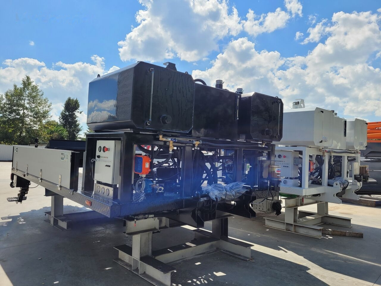 MERCEDES-BENZ New BMS BLP 14-09 on chassis - Автобетононасос: фото 4 MERCEDES-BENZ New BMS BLP 14-09 on chassis - Автобетононасос: фото 4