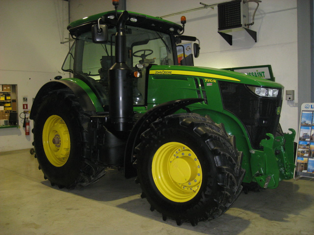 John Deere 7310R - Трактор: фото 2 John Deere 7310R - Трактор: фото 2