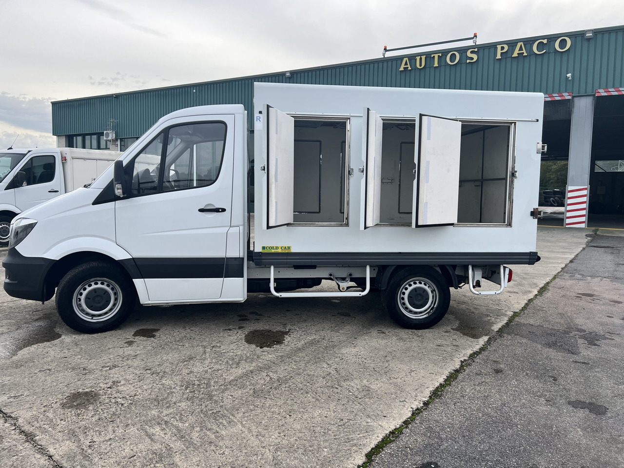 CAMION HELADERO 3.5T MERCEDES SPRINTER - Фургон-рефрижератор: фото 4 CAMION HELADERO 3.5T MERCEDES SPRINTER - Фургон-рефрижератор: фото 4