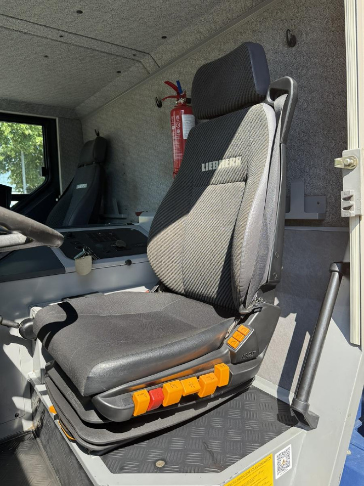 Liebherr LTM 1070-4.1 (08 - 059 580) в лизинг Liebherr LTM 1070-4.1 (08 - 059 580): фото 15 Liebherr LTM 1070-4.1 (08 - 059 580) в лизинг Liebherr LTM 1070-4.1 (08 - 059 580): фото 15