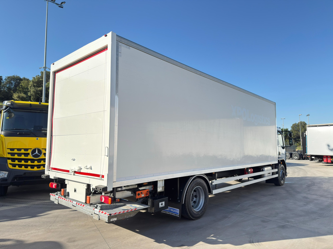 DAF LF 290 FA E6 (VAN) - Грузовик с закрытым кузовом: фото 3 DAF LF 290 FA E6 (VAN) - Грузовик с закрытым кузовом: фото 3