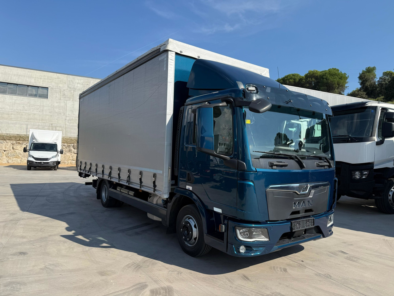 MAN 8.190 BL TGL E6 (Tauliner) - Тентованный грузовик: фото 2 MAN 8.190 BL TGL E6 (Tauliner) - Тентованный грузовик: фото 2