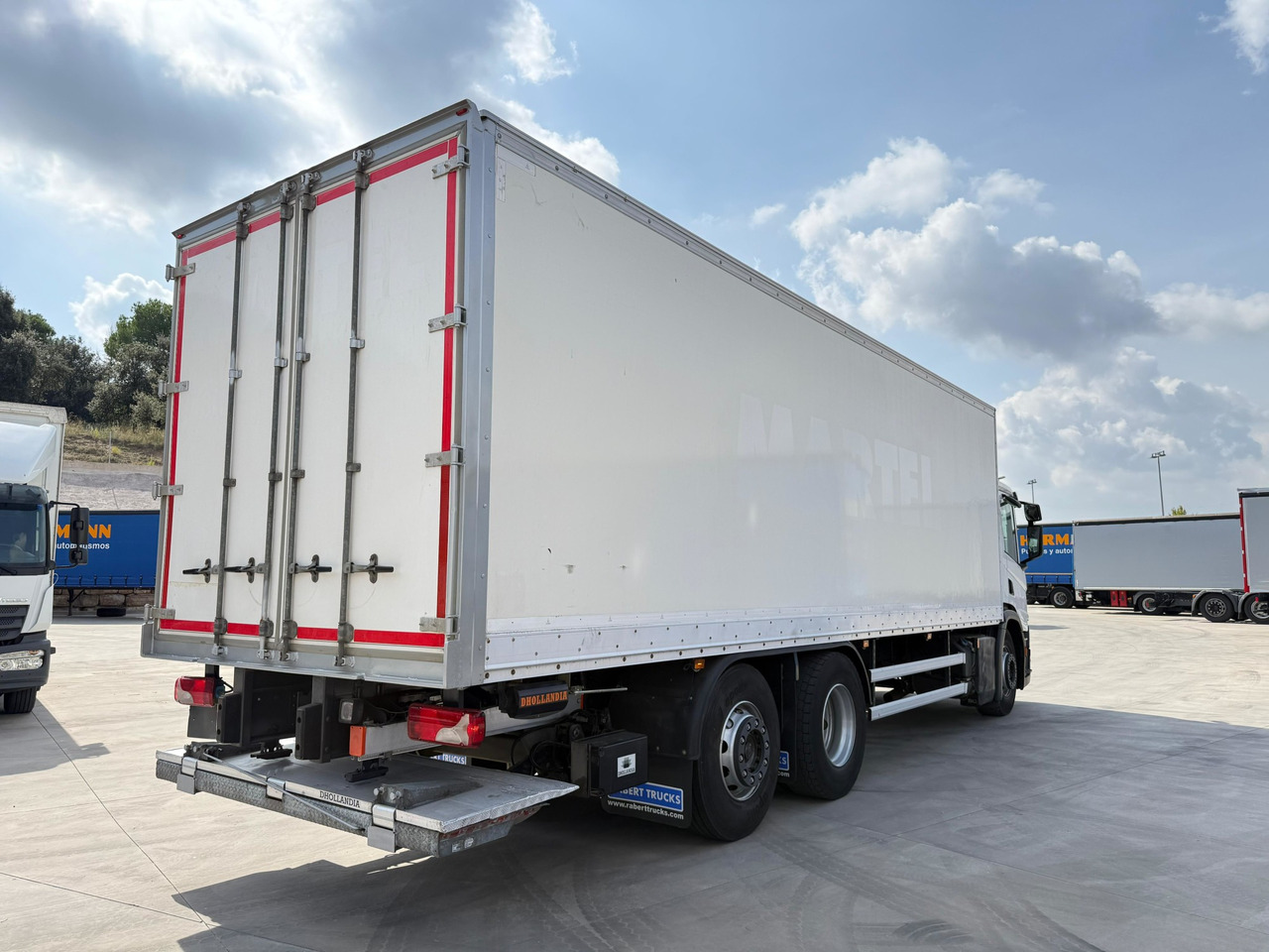 SCANIA P360 E6 (VAN) - Грузовик с закрытым кузовом: фото 3 SCANIA P360 E6 (VAN) - Грузовик с закрытым кузовом: фото 3