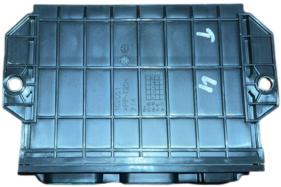 Renault  - Блок управления: фото 3 Renault  - Блок управления: фото 3