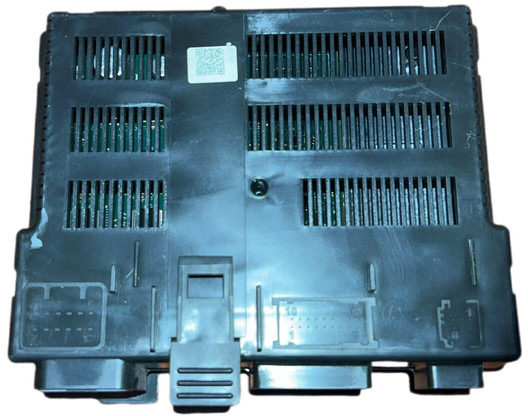 Renault  - Блок управления: фото 2 Renault  - Блок управления: фото 2