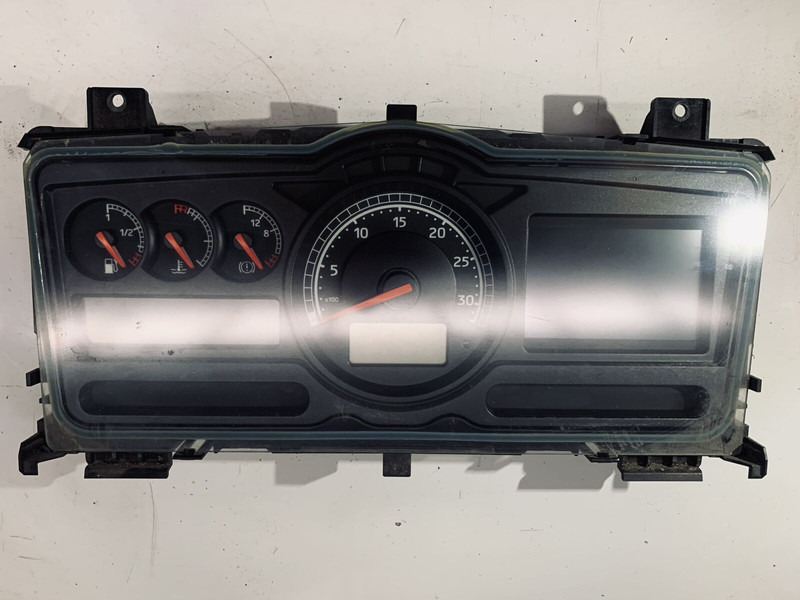 Renault PREMIUM - Приборная панель: фото 1 Renault PREMIUM - Приборная панель: фото 1