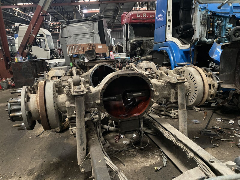 Volvo 2017 - Задняя ось: фото 2 Volvo 2017 - Задняя ось: фото 2