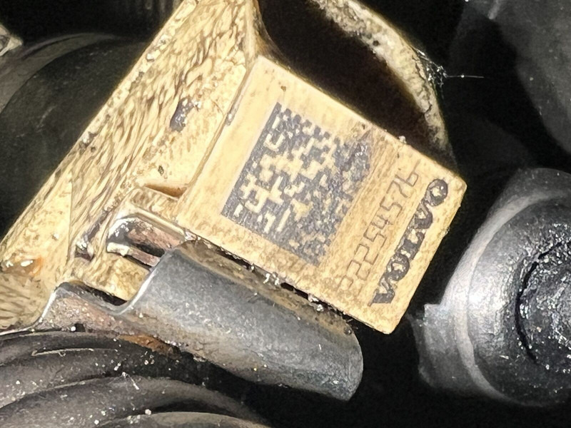 Volvo - Топливный фильтр: фото 3 Volvo - Топливный фильтр: фото 3