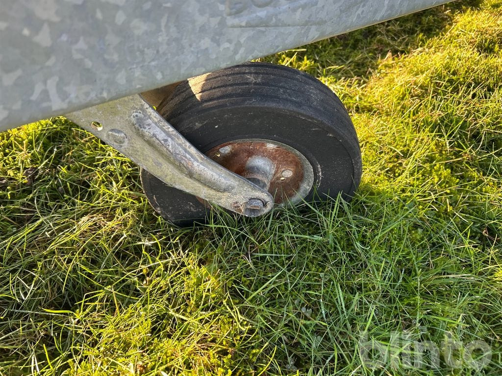 Прицеп-коневоз BÖCKMANN DUO SP-R: фото 12 Прицеп-коневоз BÖCKMANN DUO SP-R: фото 12