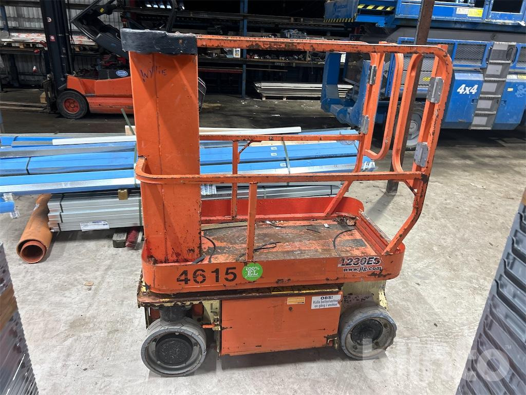 JLG 1230ES - Вертикальный мачтовый подъемник: фото 2 JLG 1230ES - Вертикальный мачтовый подъемник: фото 2