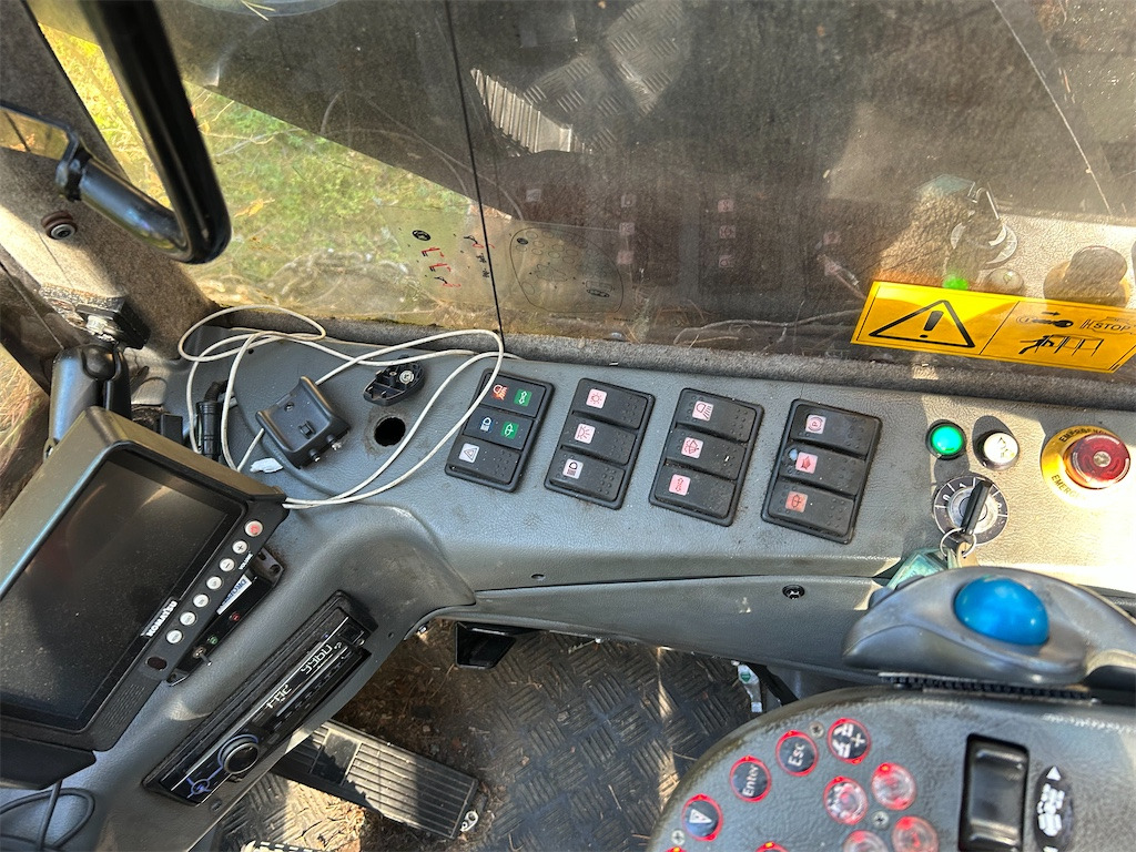 Харвестер Komatsu 901TX.1: фото 17