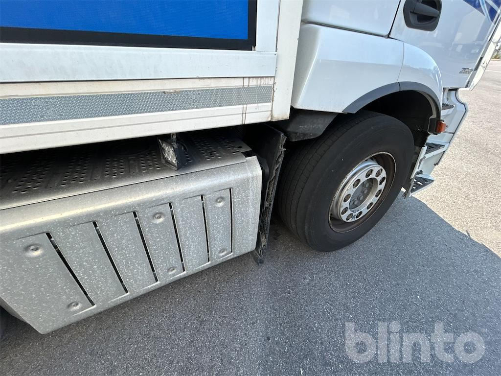 Грузовик с закрытым кузовом MERCEDES-BENZ: фото 31